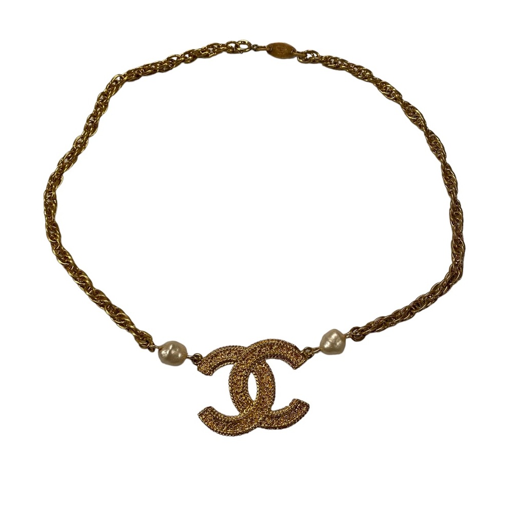 Chanel 1985 Gold Plated Pearl Chain CC Necklace With Box